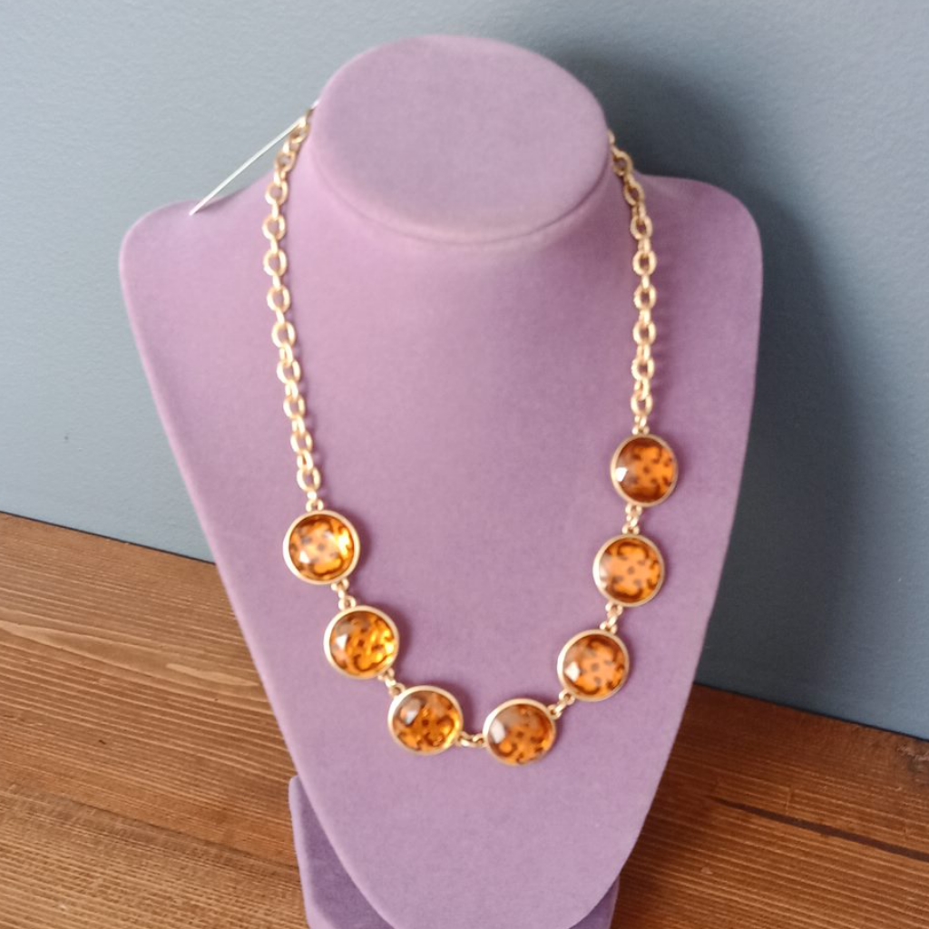 Liz Claiborne Necklace 25$